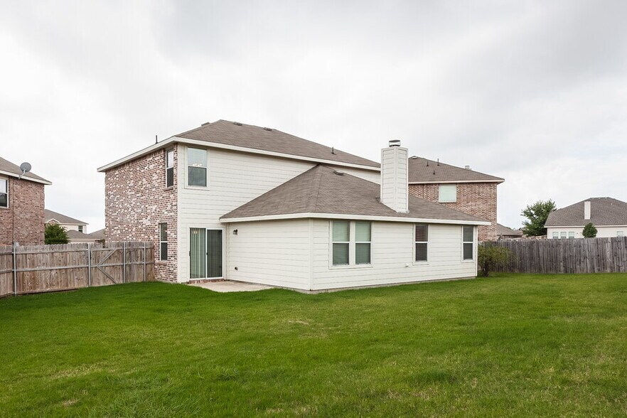 Building Photo - 1625 Grassy View Dr