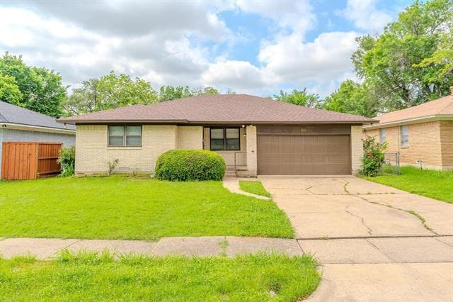 Primary Photo - 8652 Wolfwood Ln
