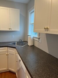 Building Photo - 50 Pleasant St