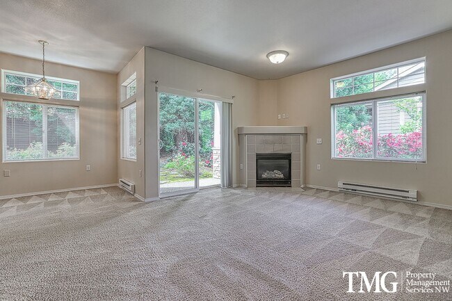Building Photo - Delightful 2br/2ba Condo in Beaverton with...
