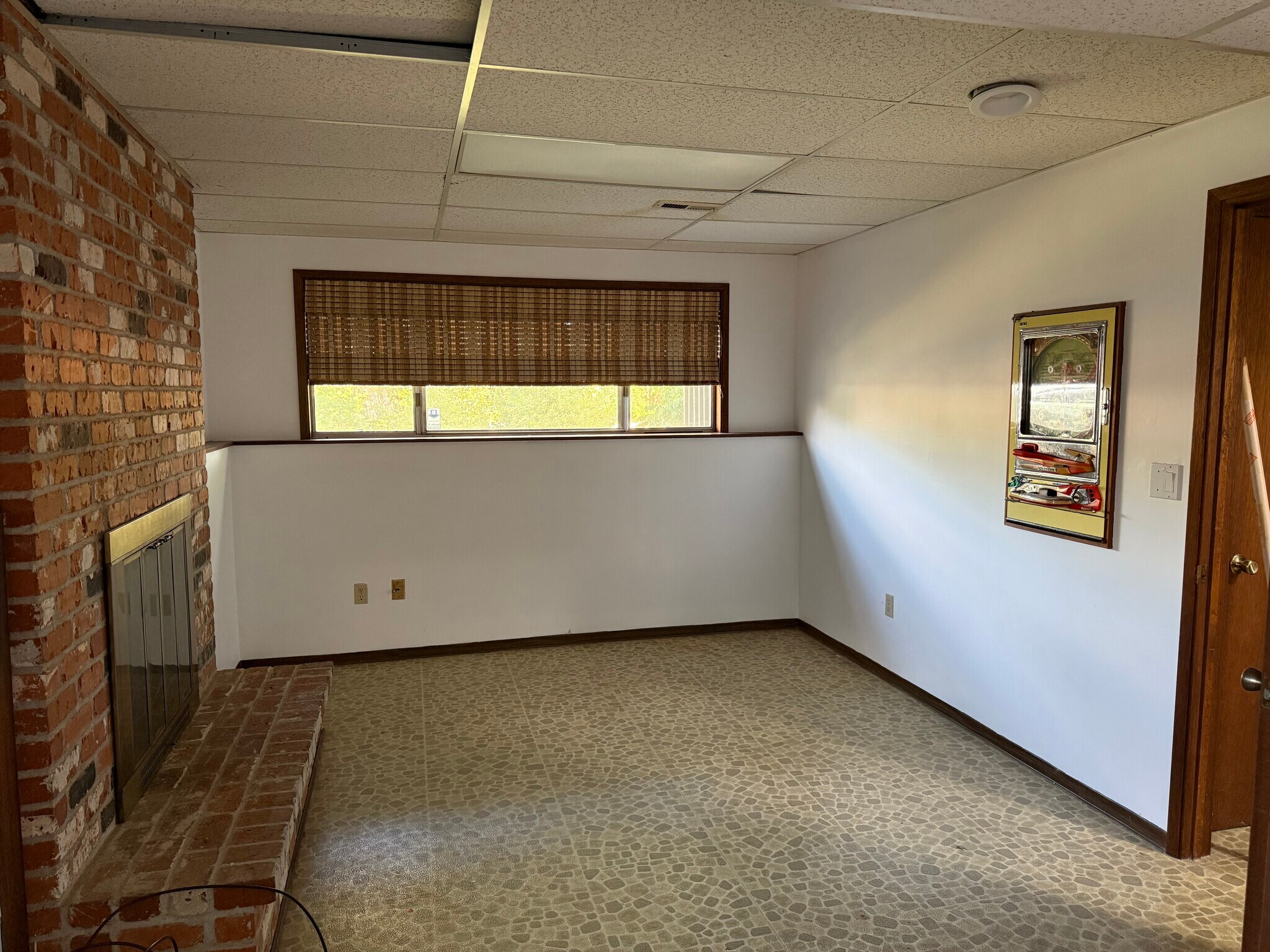 Downstairs Entertainment Room - 12717 SE 22nd Ave