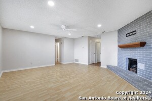 Building Photo - 9262 Ridge Br