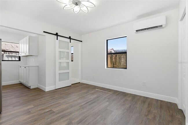 Building Photo - 113 145th Ave