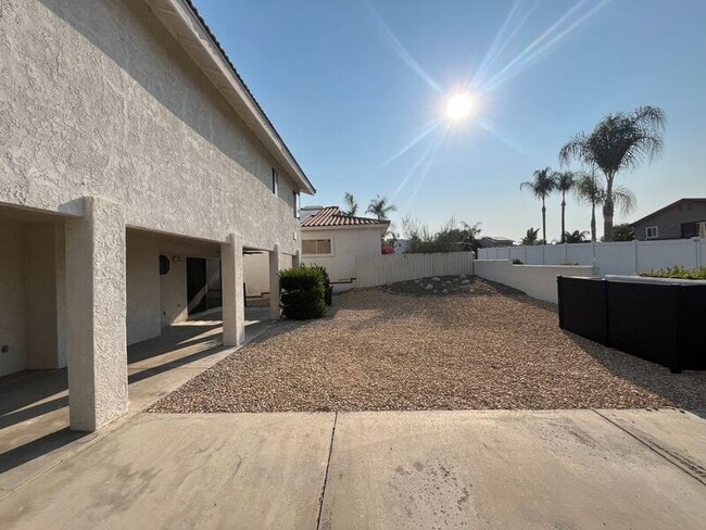 Building Photo - 22547 Cascade Dr