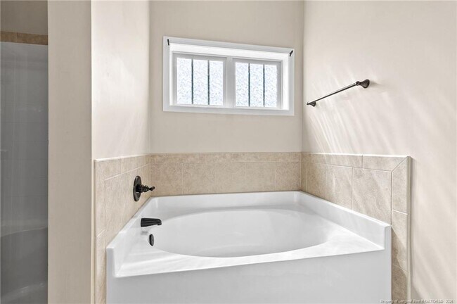 Building Photo - 368 Exeter Dr