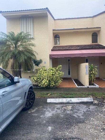 Primary Photo - 2090 SW 122nd Ave