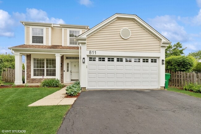 Primary Photo - 811 Cambridge Dr