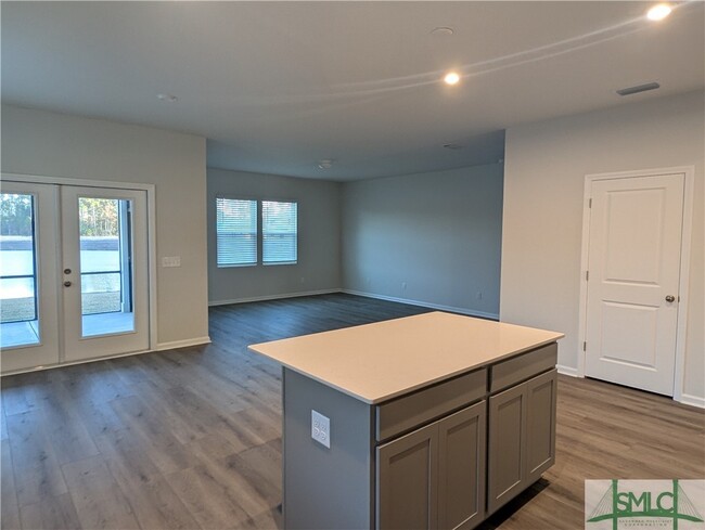 Building Photo - 52 Hardy Br