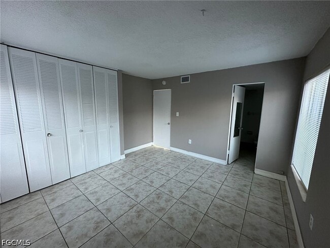 Building Photo - 1830 Maravilla Ave