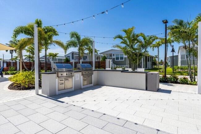 Building Photo - 11596 Palm Dr
