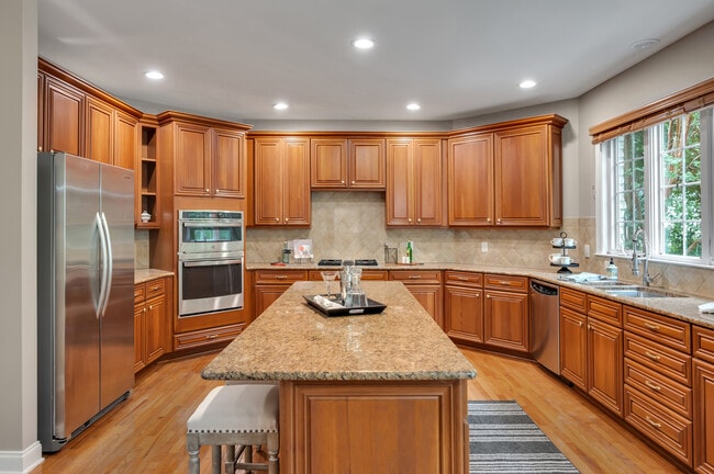 Building Photo - 9628 Clubvalley Wy