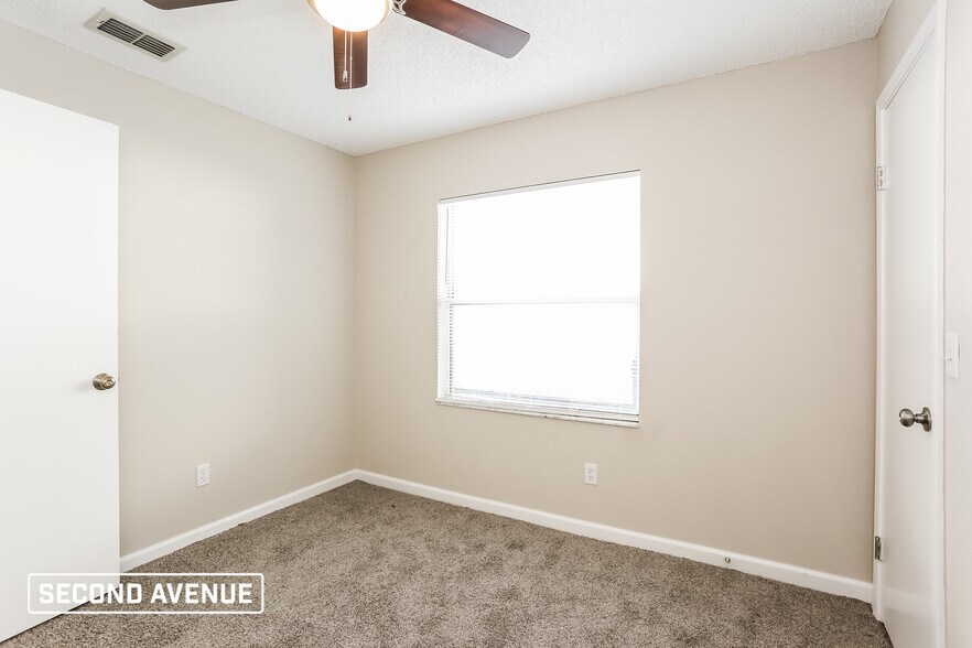 Building Photo - 6114 Delmar Pl
