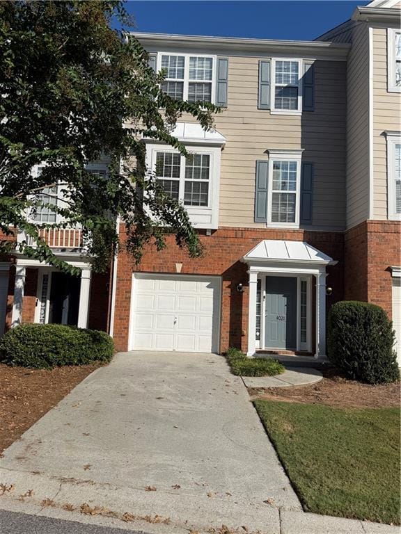 Building Photo - 4021 Howell Park Rd