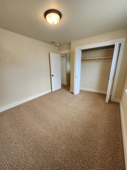 Building Photo - 4224 Benepe St