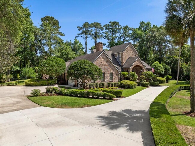 Building Photo - 2214 Earleaf Ct