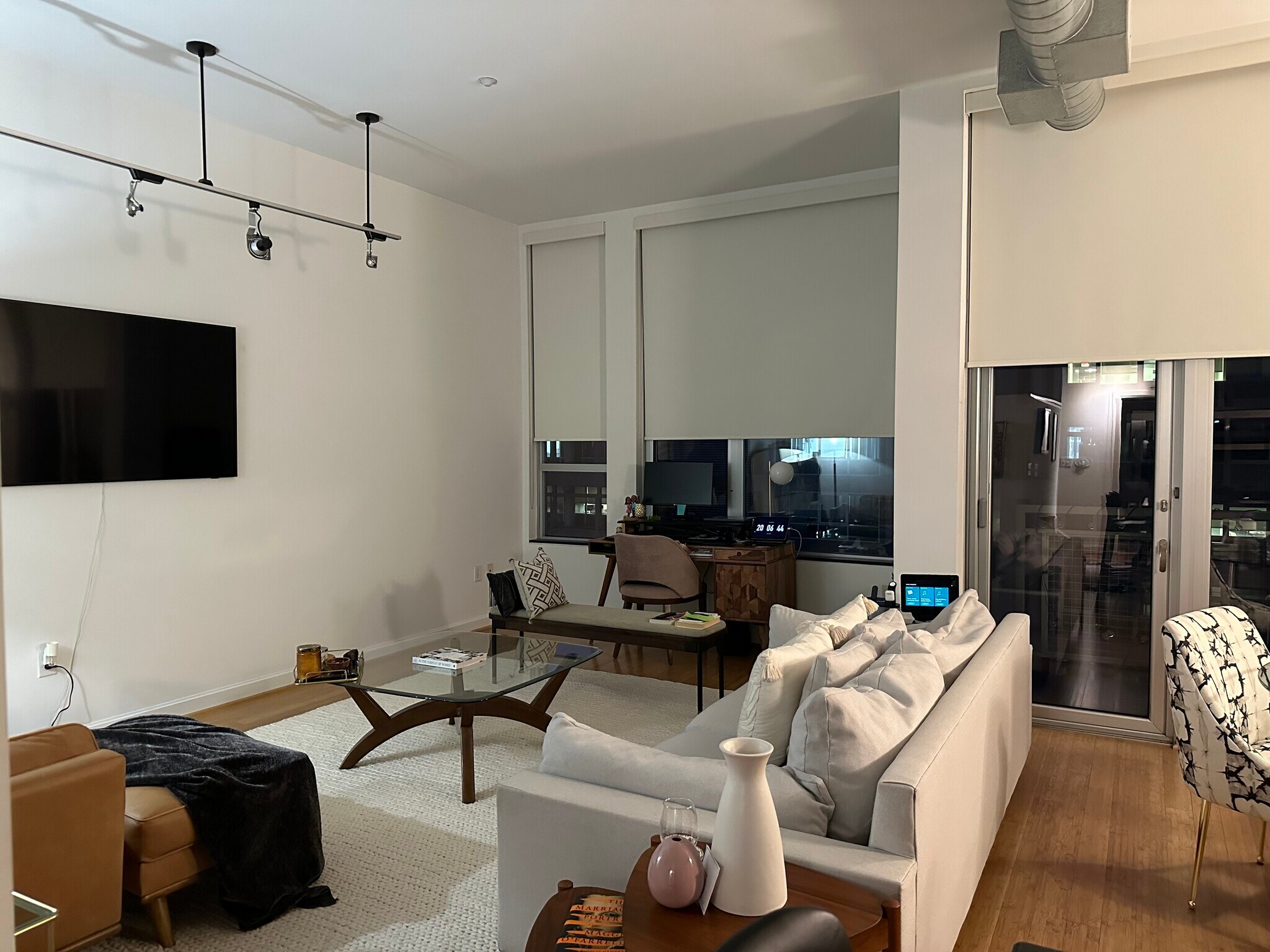 Blackout windows - 1390 V St NW