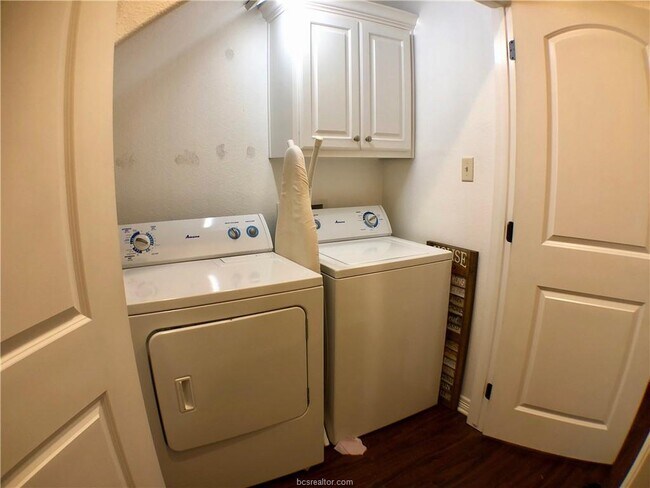Building Photo - 1707 Boardwalk Ct