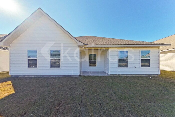 Building Photo - 8041 Hendrick Dr