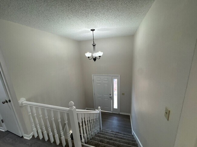 Building Photo - Duplex