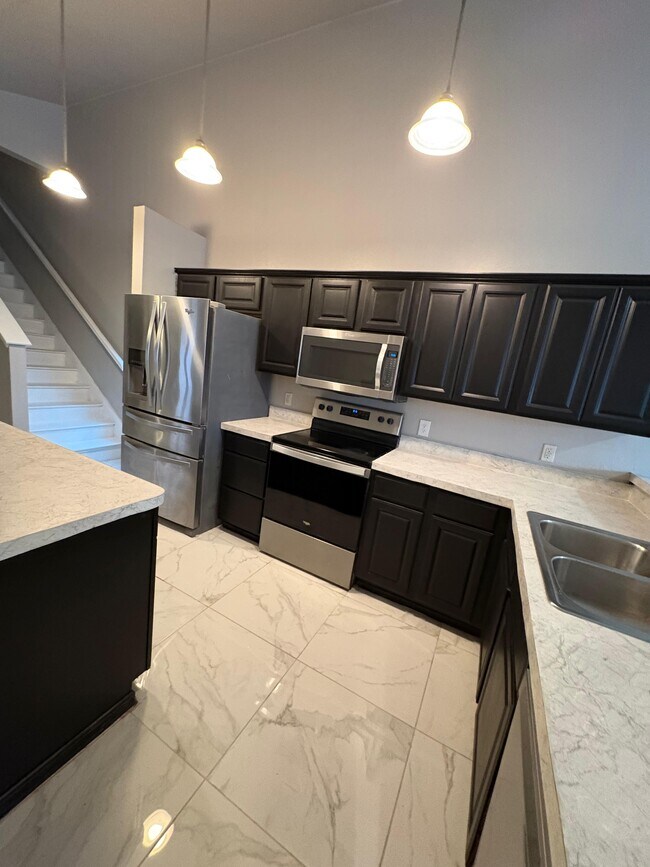 Building Photo - 1217 SW 18th St