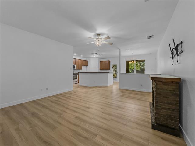 Building Photo - 138 Lipan St