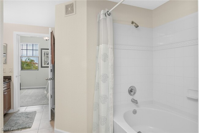 Building Photo - 12936 Violino Ln