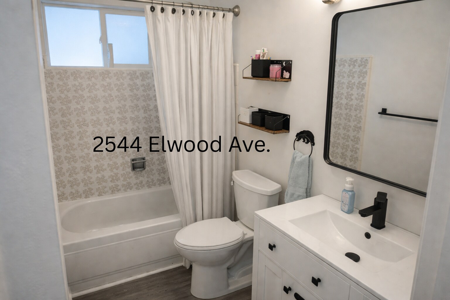 Building Photo - 2544 Elwood Ave