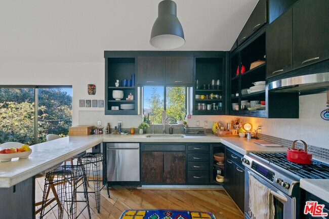 Building Photo - 20784 Medley Ln