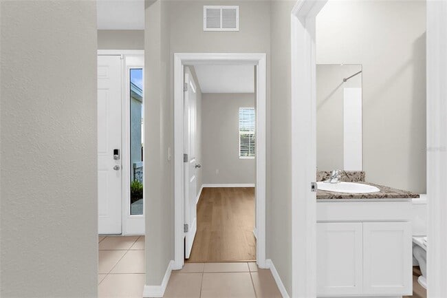 Building Photo - 3934 Lively Coral Pl