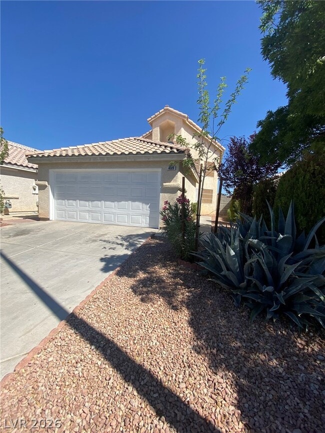 Building Photo - 4028 Abrams Ave