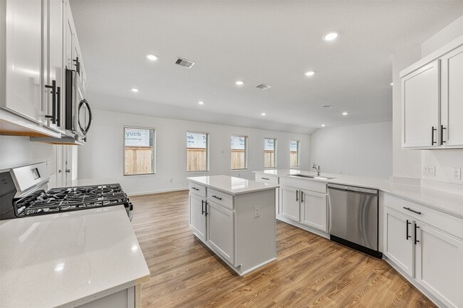 Building Photo - 10903 Tropical Queen Ln