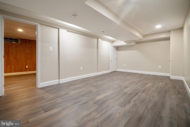 Building Photo - 1909 Pagham Rd