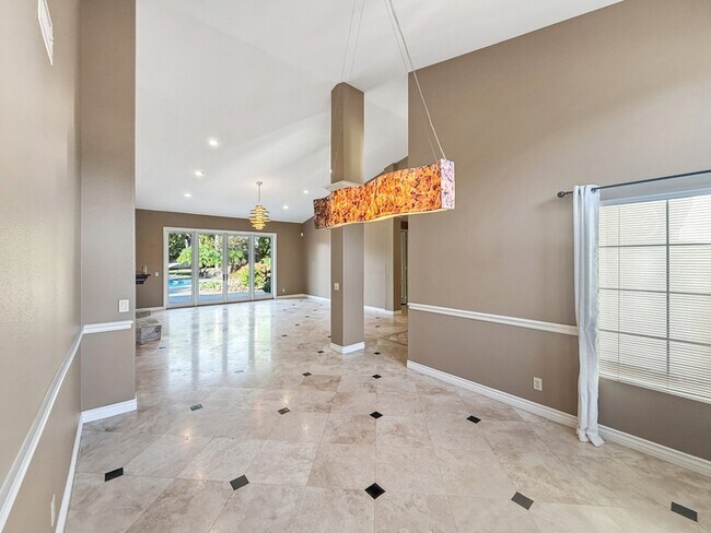 Building Photo - 14212 Sandhill Rd