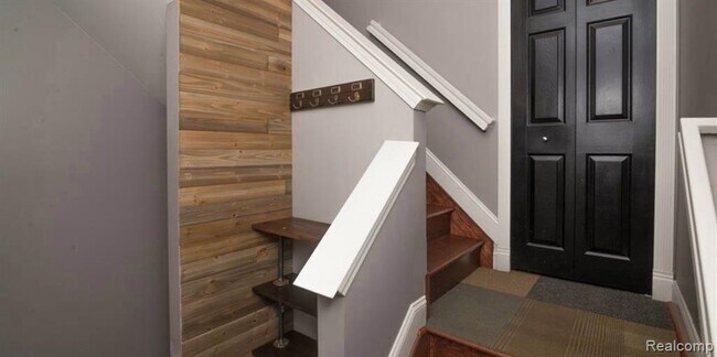 Building Photo - 41475 Copper Creek Dr