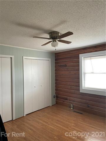 Building Photo - 438 Bluefield Rd