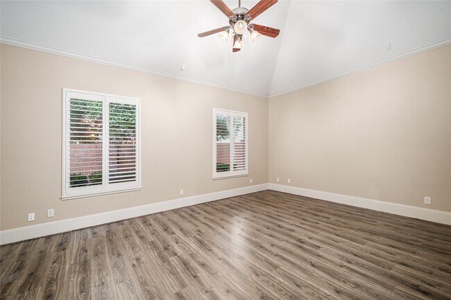 Building Photo - 4222 Stonebrook Ln