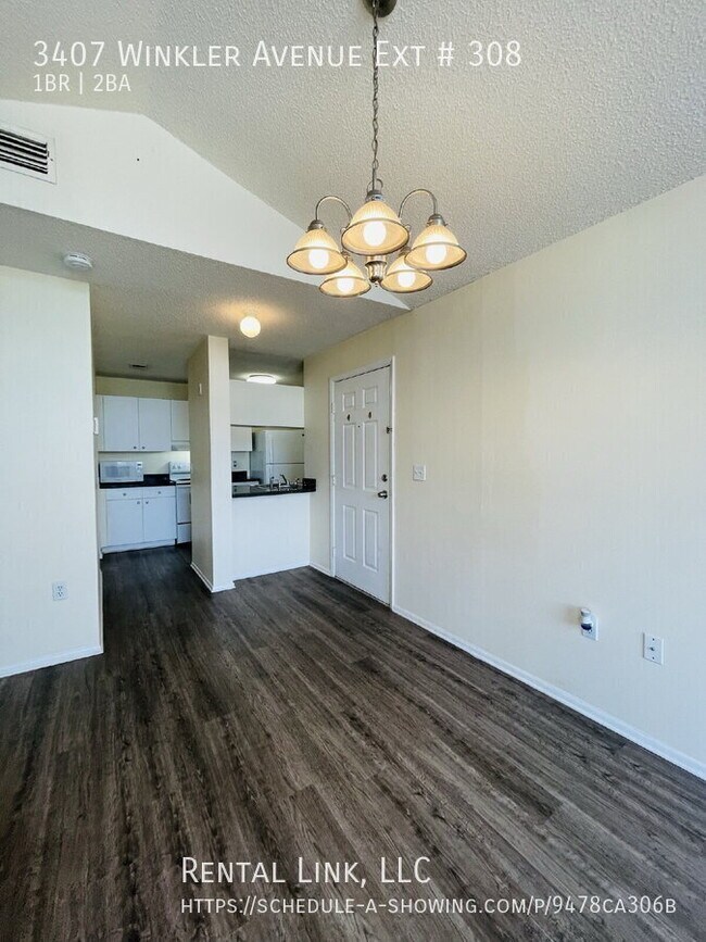 Building Photo - 3407 Winkler Ave