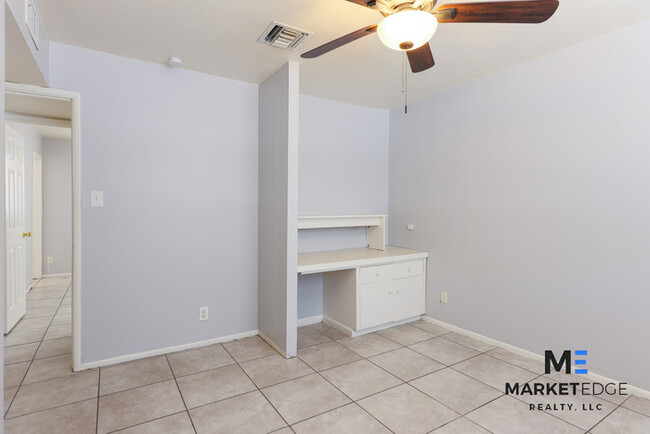 Building Photo - 4 Bed/2Bath Home at 39th Ave/Camelback! Re...