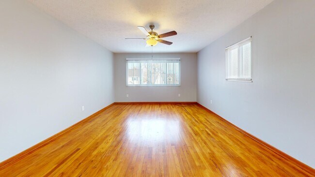 Building Photo - 7405 Marlborough Ave