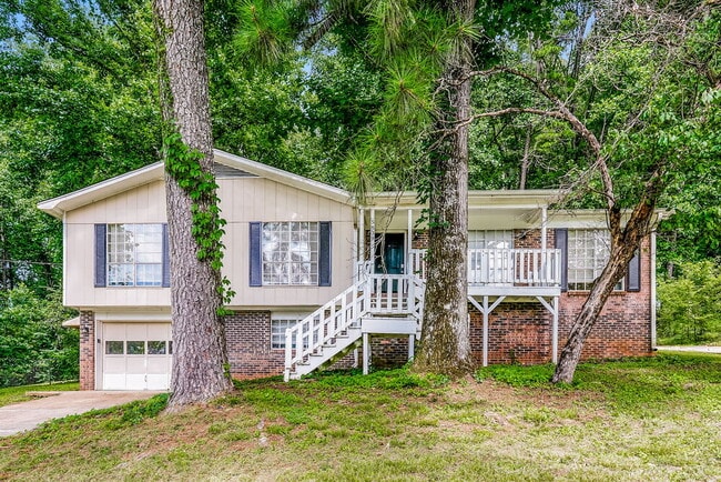 Building Photo - 5839 Brenda Dr