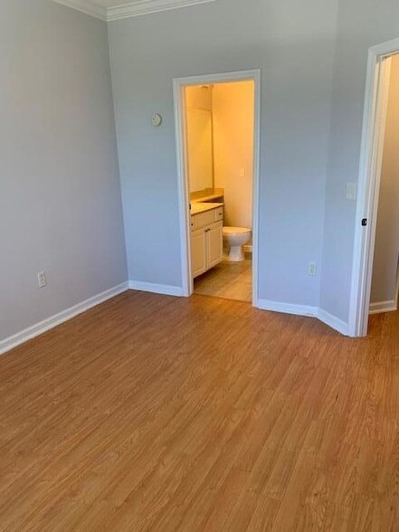 Building Photo - 175 Galicia Way