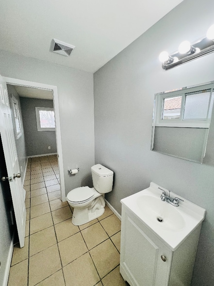 Building Photo - 5744A N 65th St