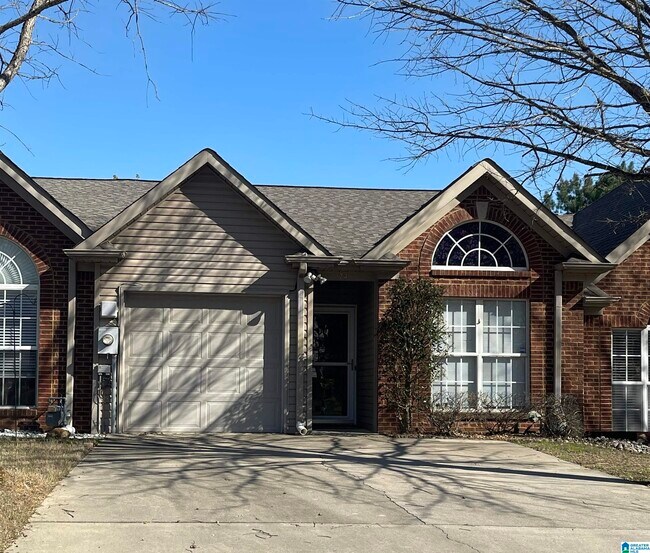 574 Cahaba Manor Dr 574 Cahaba Manor Dr Pelham AL 35124 Apartment