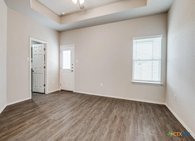 Building Photo - 626 Heathers Wy