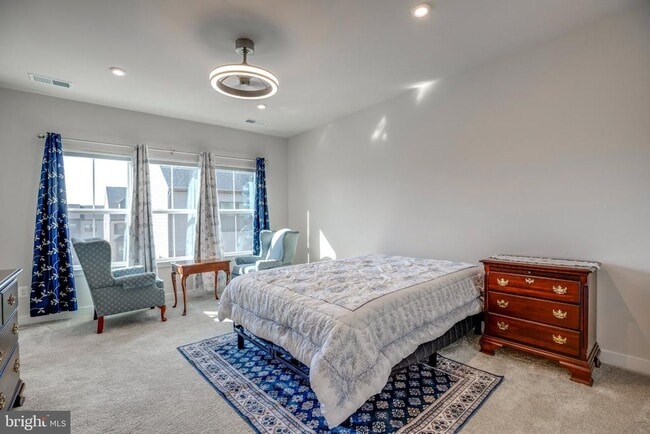 Building Photo - 4468 Sulford Ter