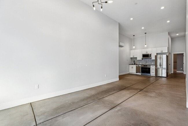 Building Photo - 5610 Martin Luther King Jr Way