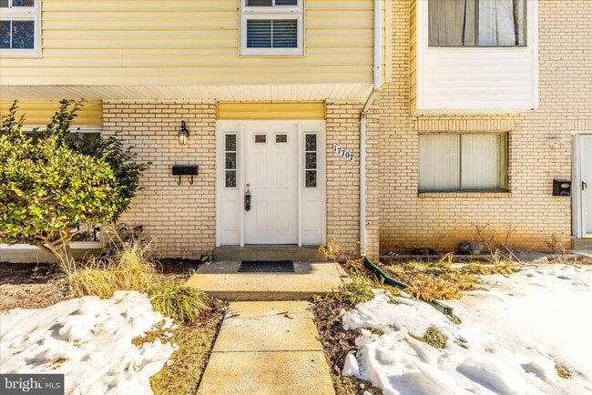 Building Photo - 17707 Amity Dr