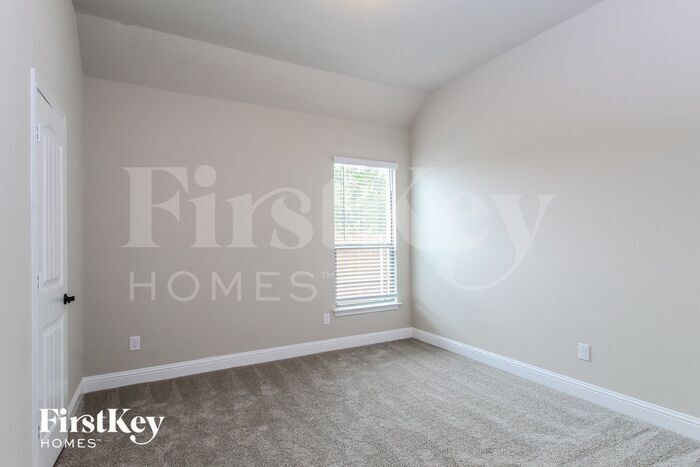 Building Photo - 102 Cherrywood Cir