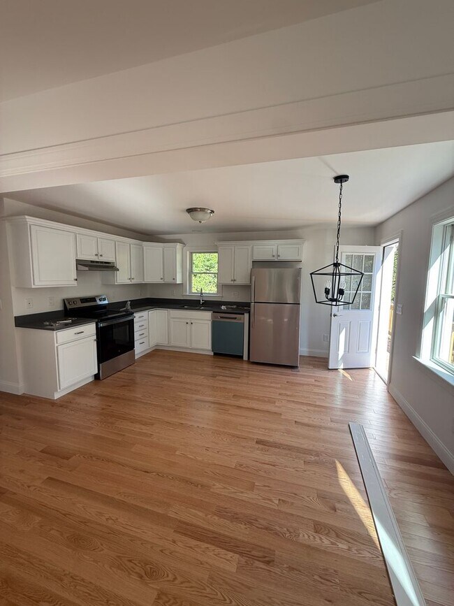 Building Photo - Brand new two bedroom home. Hyannis Ma.