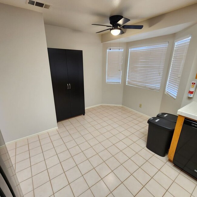 Building Photo - 29806 Coral Tree Ct